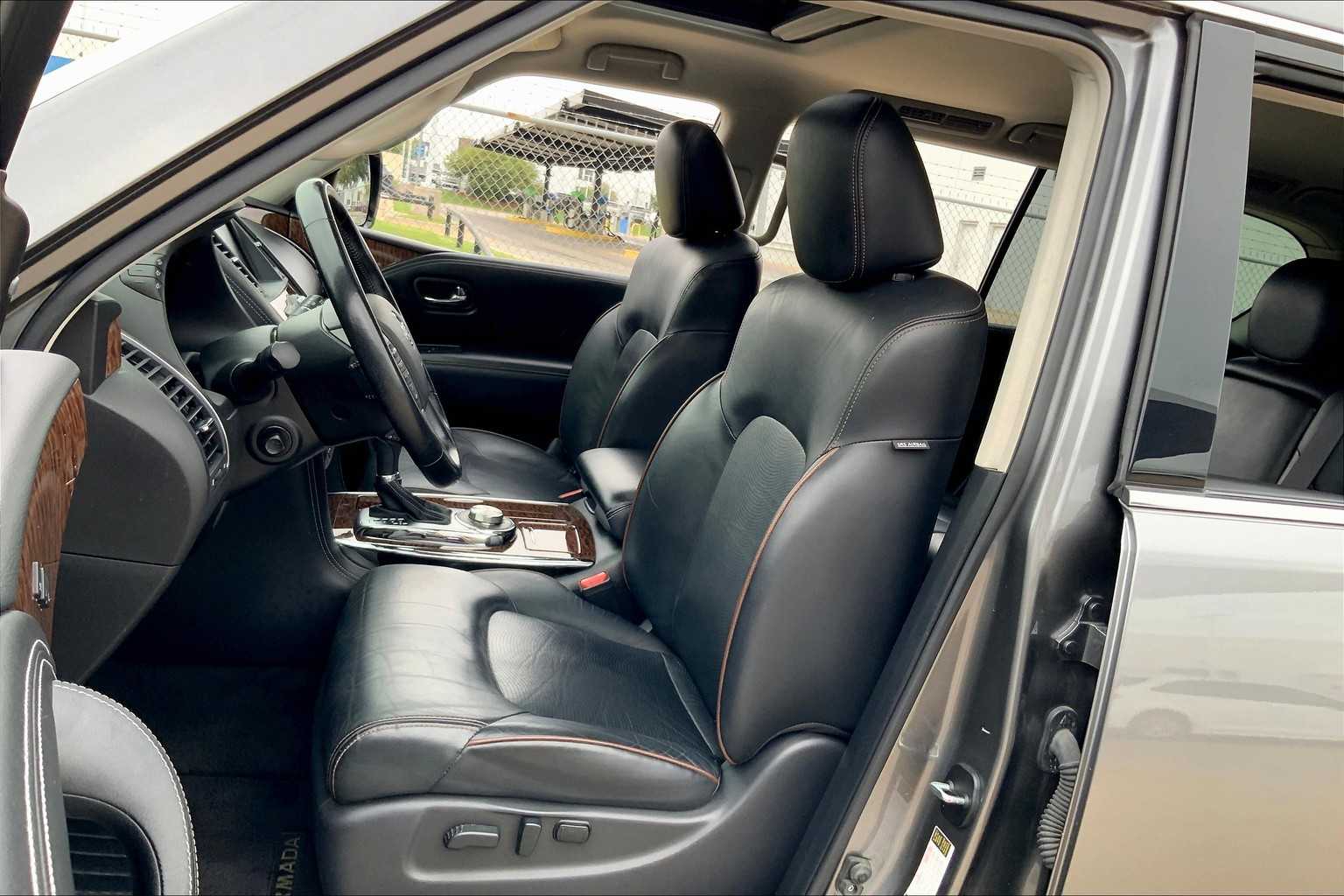 2020 Nissan Armada SL photo 7