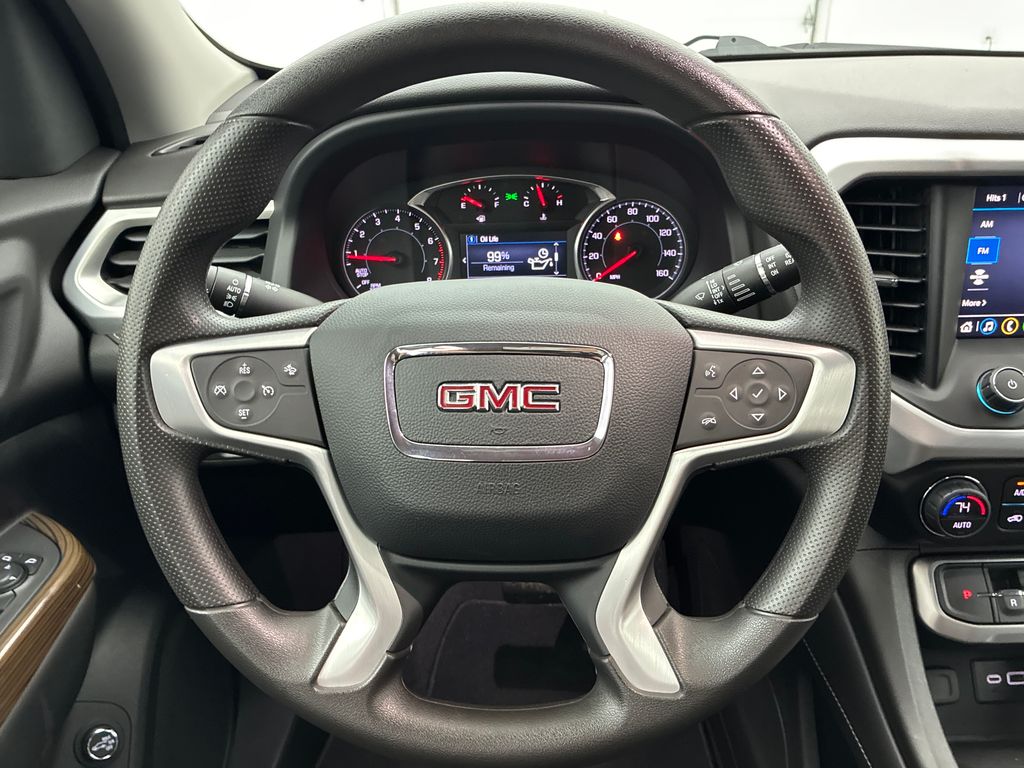2023 Gmc Acadia SLE photo 13