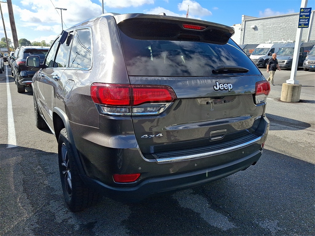 2021 Jeep Grand Cherokee Limited photo 2