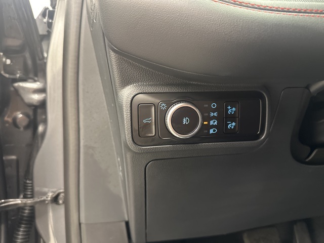 2025 Ford Explorer ST-Line photo 10