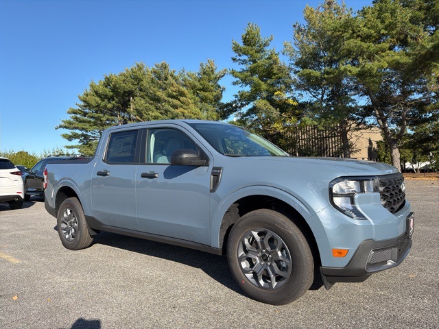 2025 Ford Maverick XLT's photo