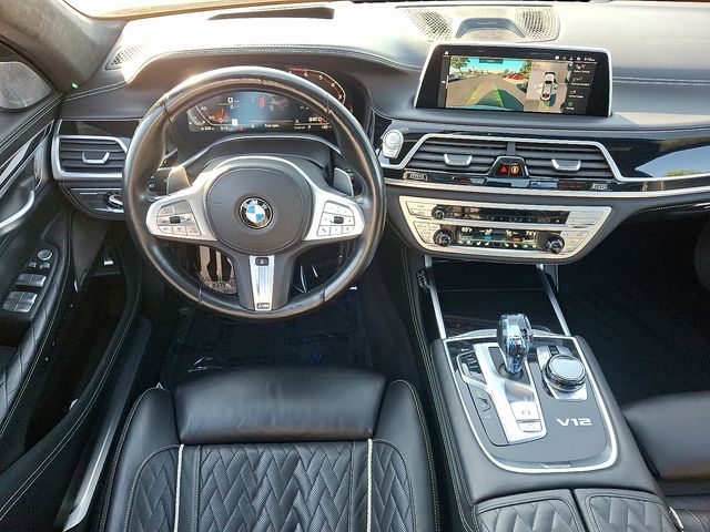2022 Bmw M760Li photo 9