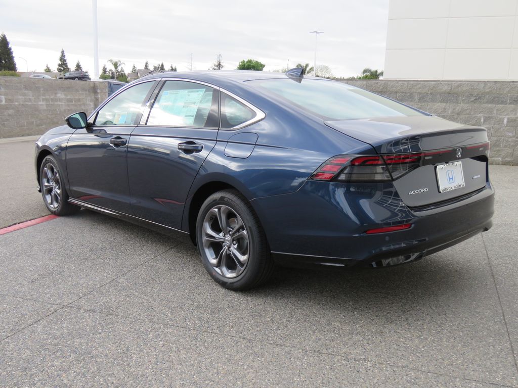 2025 Honda Accord Hybrid EX-L photo 4