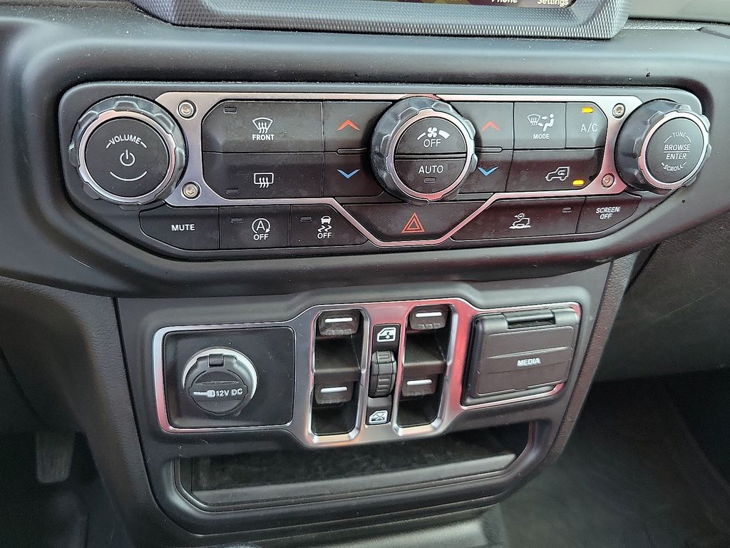 2023 Jeep Gladiator Overland photo 16