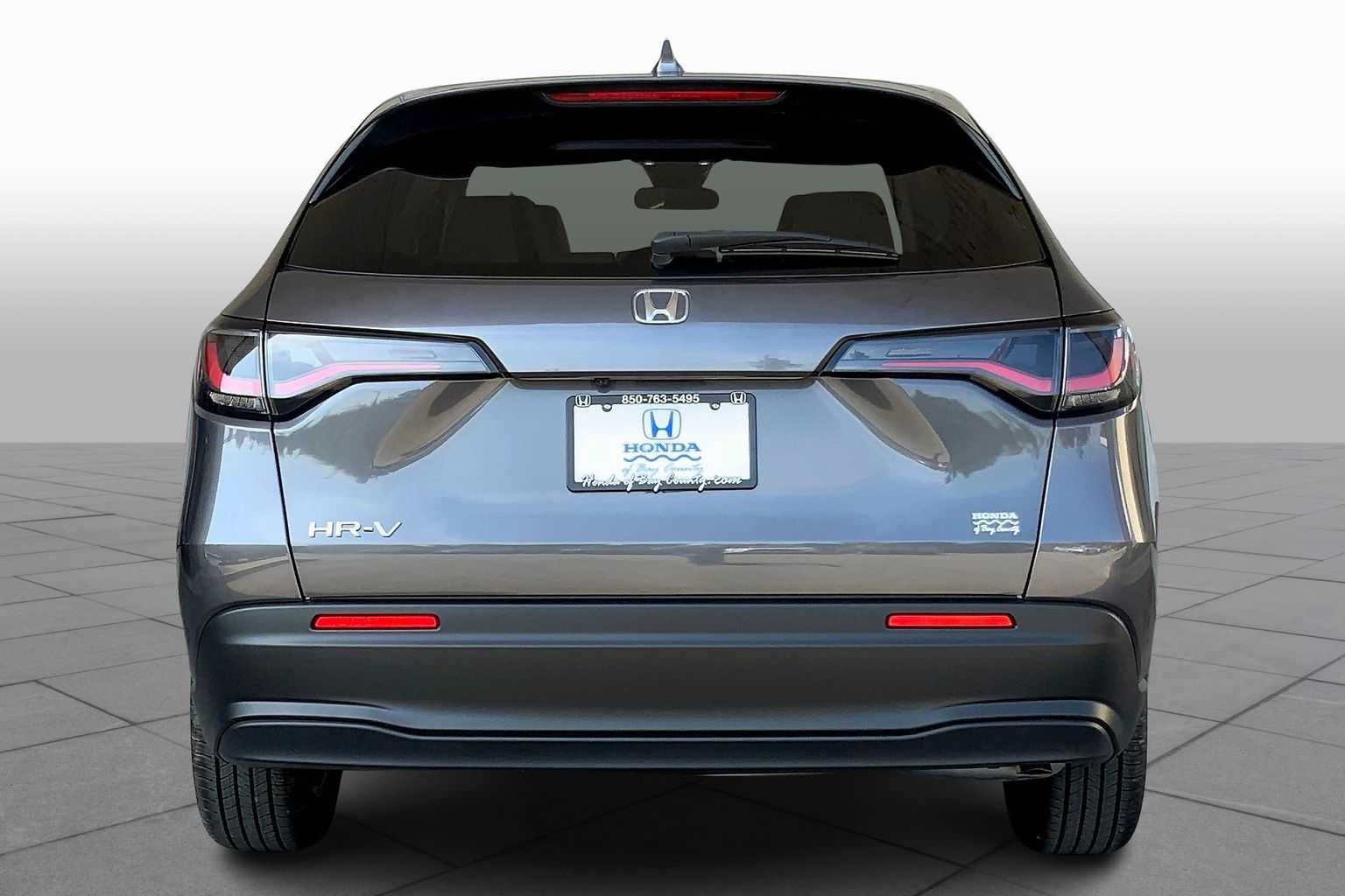 2026 Honda HR-V LX photo 4