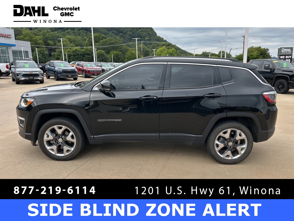 2018 Jeep Compass Limited photo 2