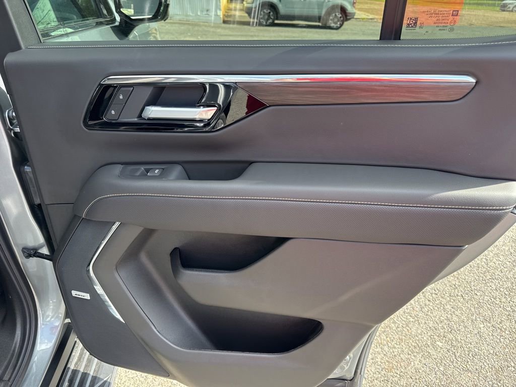 2025 Chevrolet Tahoe Premier photo 42