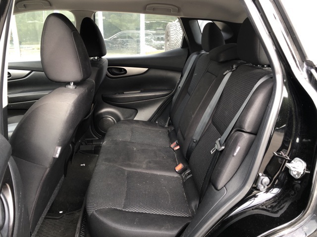 2021 Nissan Rogue Sport S photo 10