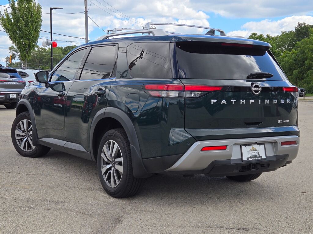 2023 Nissan Pathfinder SL photo 13