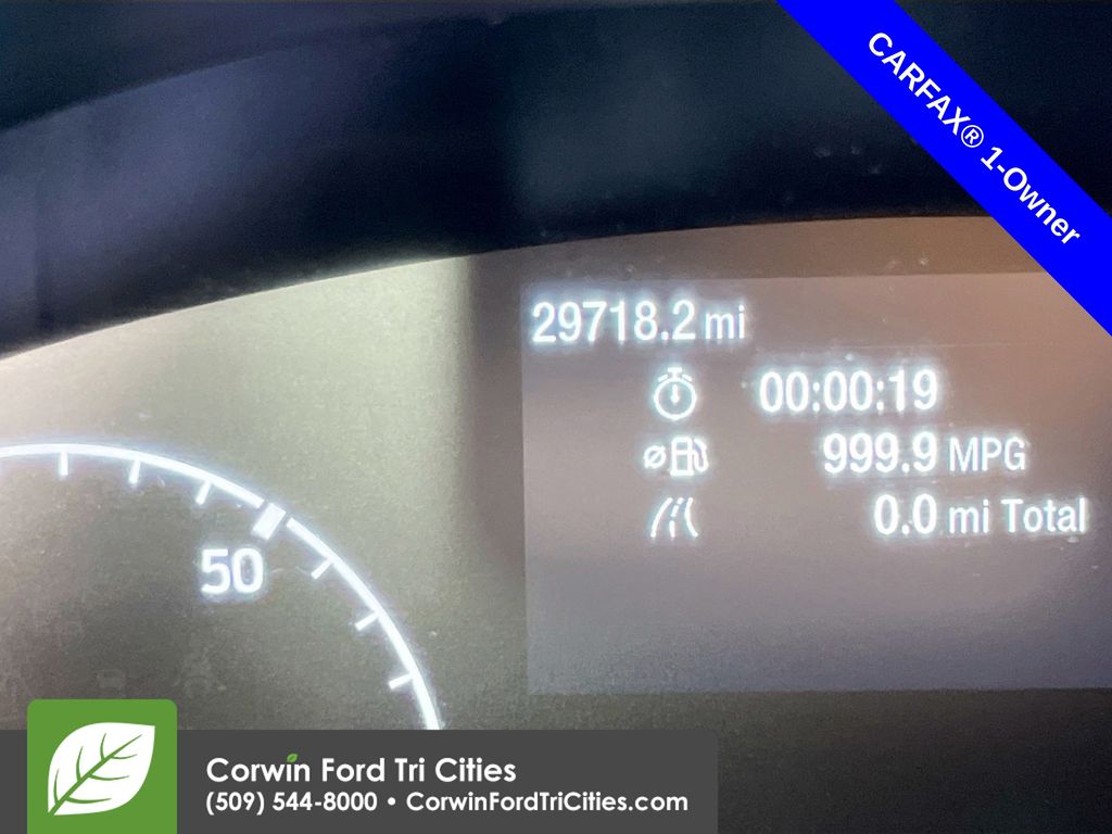 2024 Ford Maverick XLT photo 2