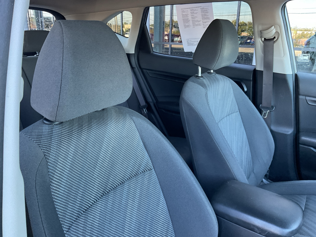 2021 Kia Seltos LX photo 9