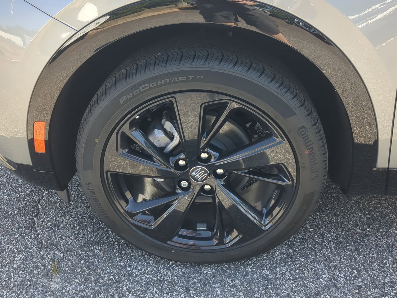 2025 Buick Envision Sport Touring photo 33