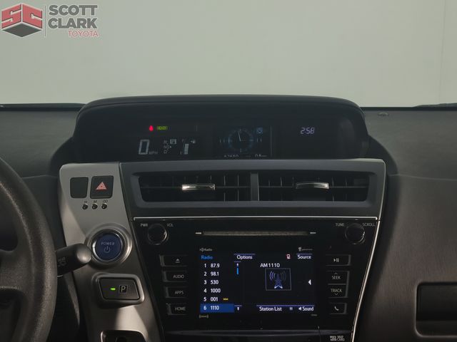2017 Toyota Prius V Three photo 18