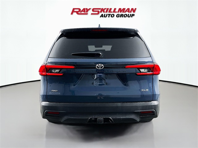 2024 Toyota Grand Highlander XLE photo 5