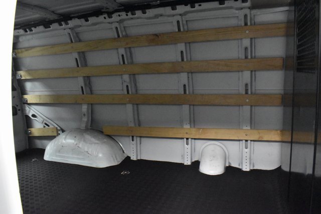 2023 Gmc Savana Cargo 2500 photo 14