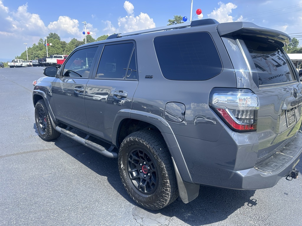 2024 Toyota 4Runner SR5 Premium photo 25