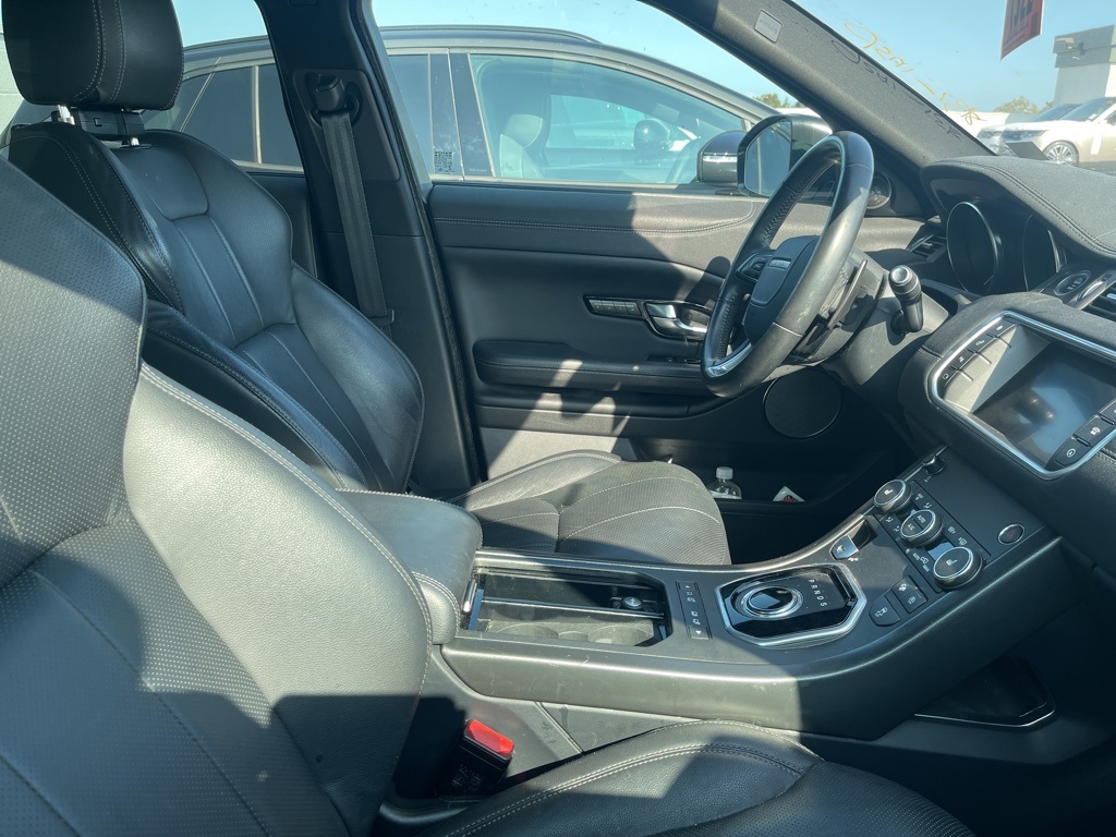 2019 Land Rover Range Rover Evoque SE Premium photo 3