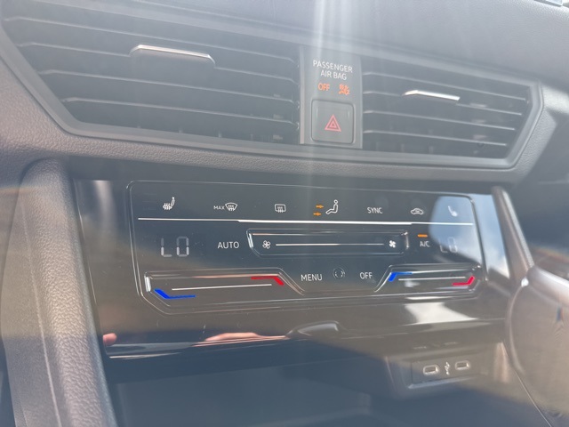 2025 Volkswagen Jetta 1.5T Sport photo 16