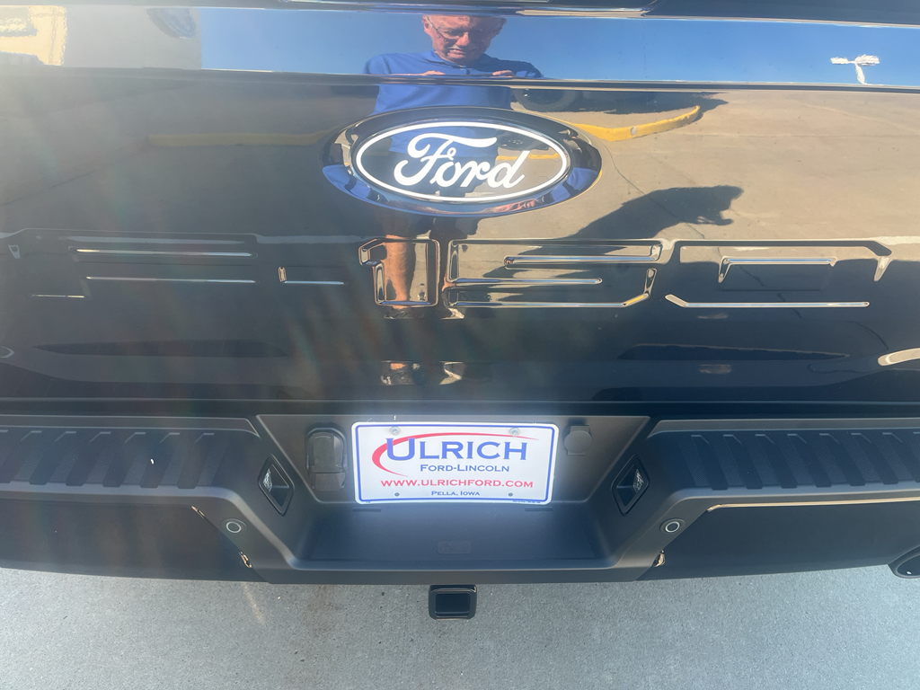 2025 Ford F-150 XLT photo 16