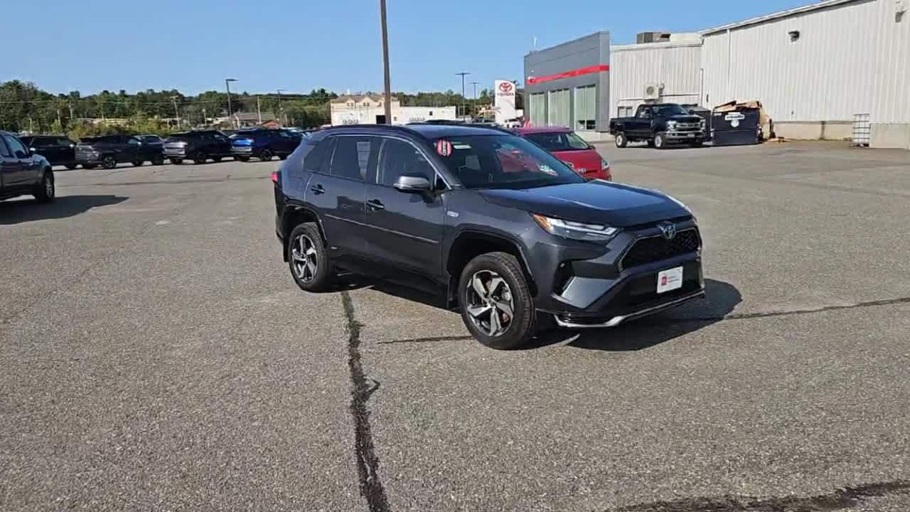 2023 Toyota RAV4 Prime SE photo 2