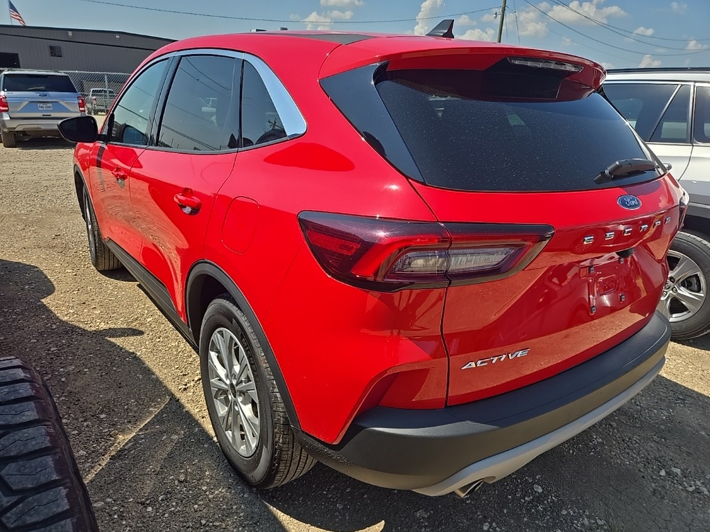 2024 Ford Escape Active photo 2