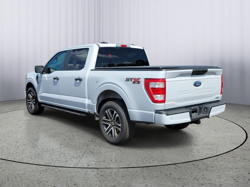 2022 Ford F-150 XL photo 3