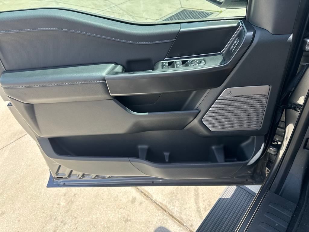 2024 Ford F-150 XLT photo 4