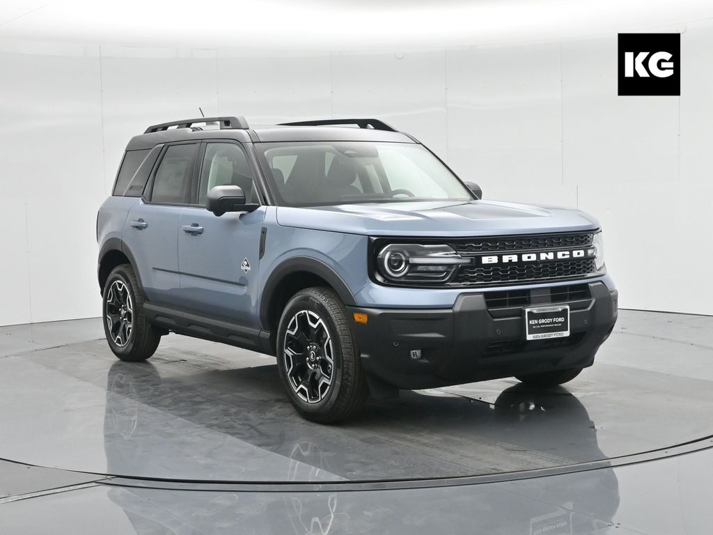 2025 Ford Bronco Sport Outer Banks's photo