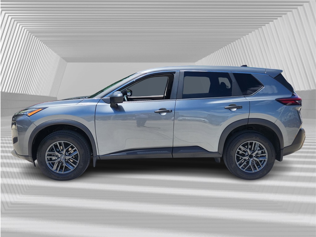 2023 Nissan Rogue S photo 3