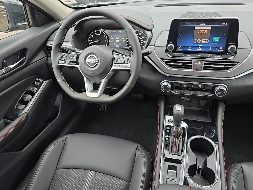 2025 Nissan Altima SR photo 21