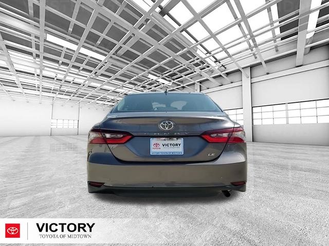 2023 Toyota Camry LE photo 4