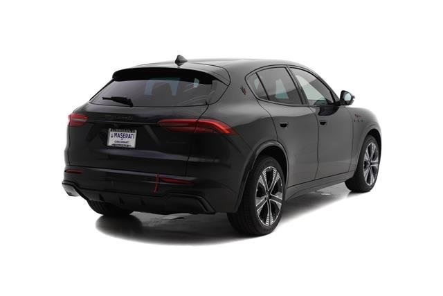 2025 Maserati Grecale photo 4