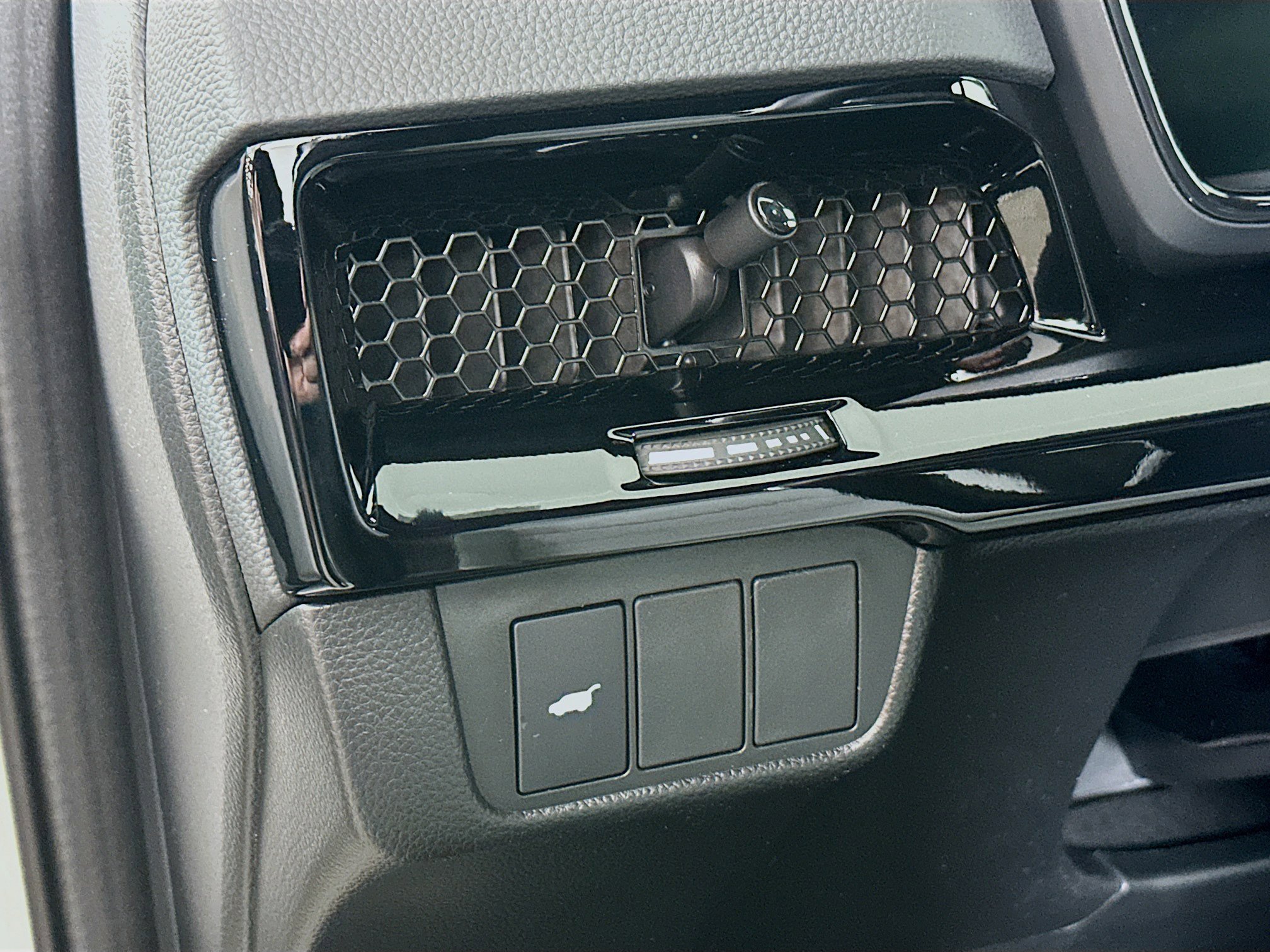 2026 Honda CR-V Sport Touring Hybrid photo 8