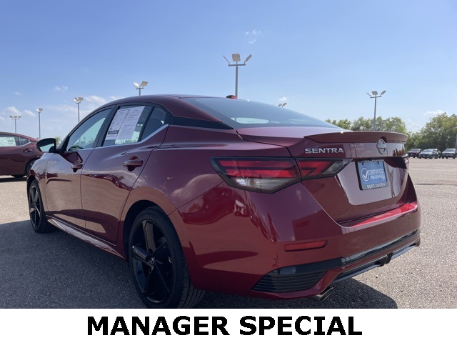 2024 Nissan Sentra SR photo 3