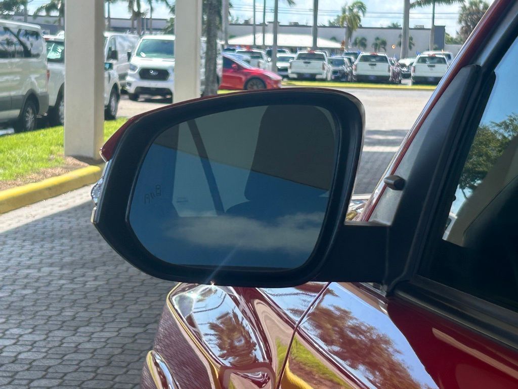 2023 Toyota 4Runner SR5 Premium photo 15