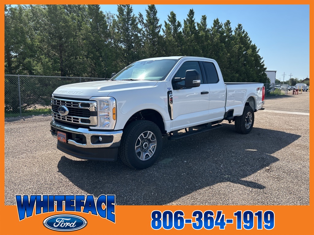 2025 Ford F-350 Super Duty XLT's photo