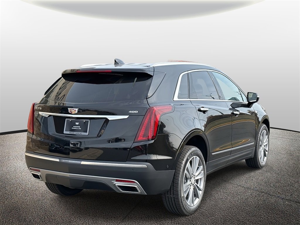 2026 Cadillac XT5 Premium Luxury photo 2