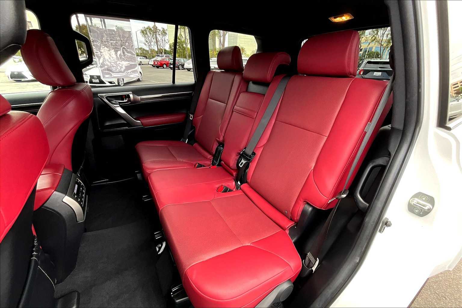 2022 Lexus GX 460 Premium photo 18