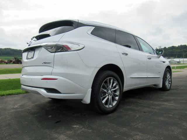2023 Buick Enclave Avenir photo 7