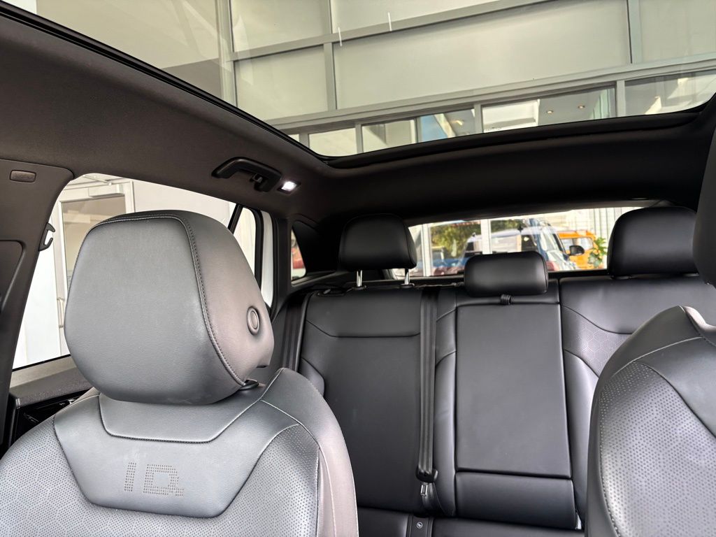 2021 Volkswagen ID.4 Pro S photo 17