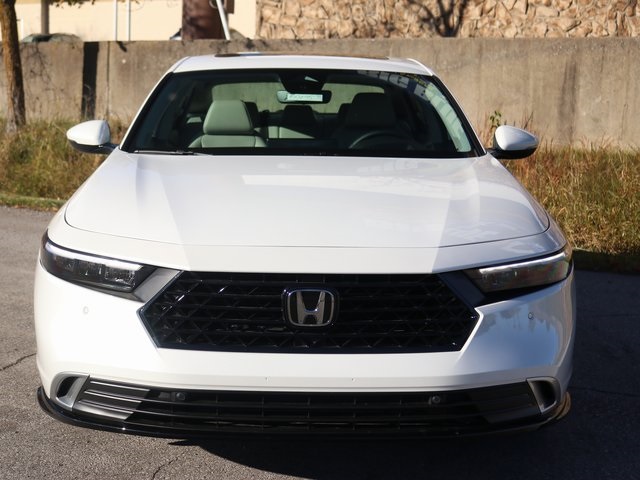 2025 Honda Accord Hybrid Touring photo 2