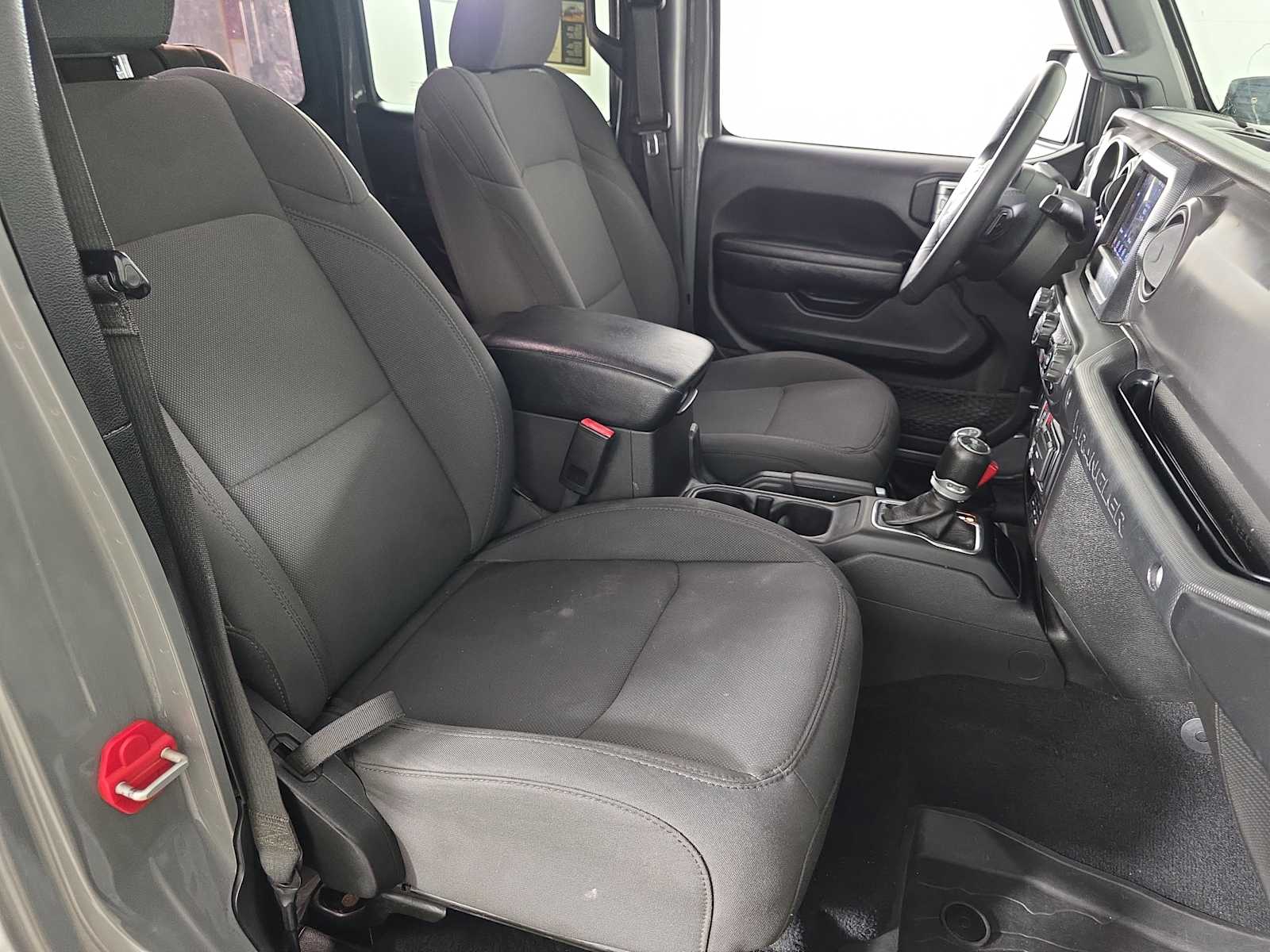 2023 Jeep Wrangler Sport S photo 25