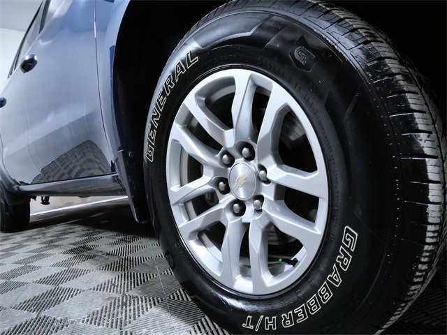 Certified 2021 Chevrolet Silverado 1500 LT with VIN 1GCUYDED4MZ451382 for sale in Apple Valley, Minnesota