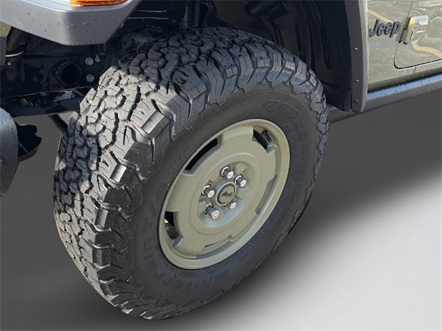 2025 Jeep Wrangler Willys 4xe photo 11
