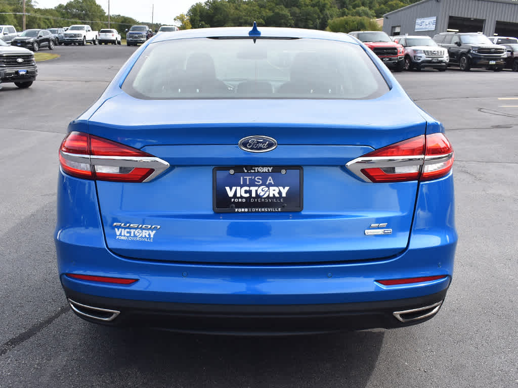 2020 Ford Fusion SE photo 21