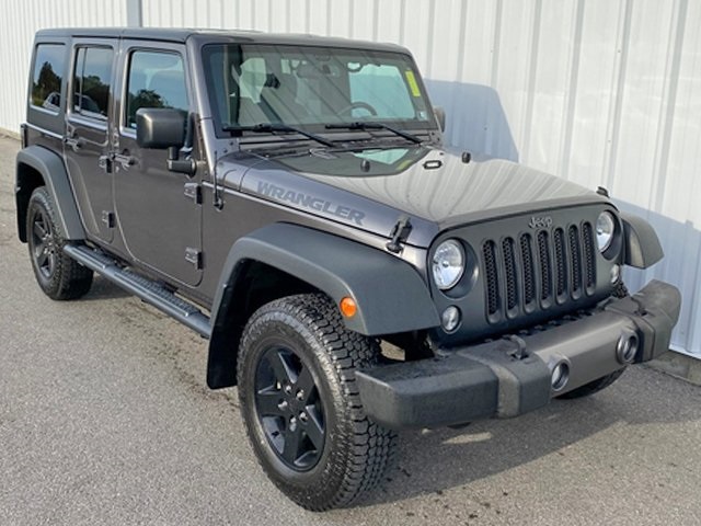 2016 Jeep Wrangler Unlimited Sport photo 2