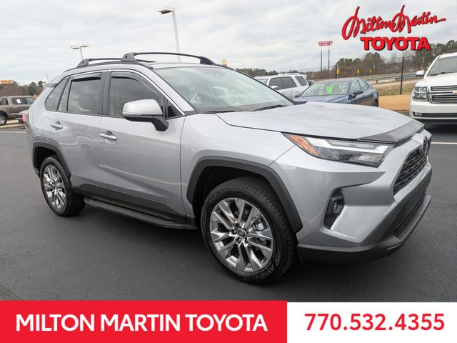 2025 Toyota RAV4 XLE Premium's photo