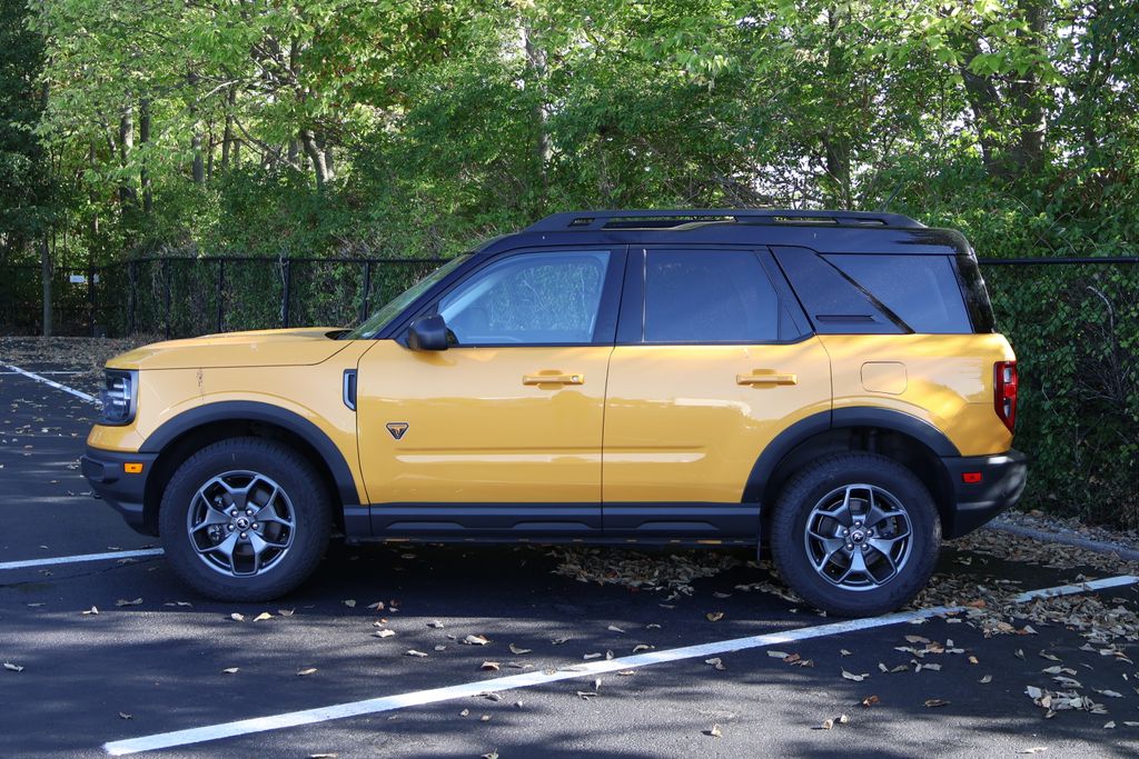 2021 Ford Bronco Sport Badlands photo 2
