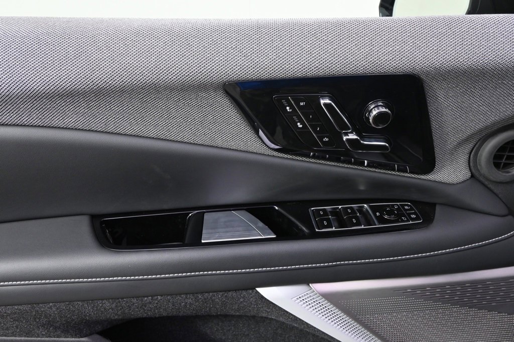 2025 Cadillac Optiq Sport photo 19