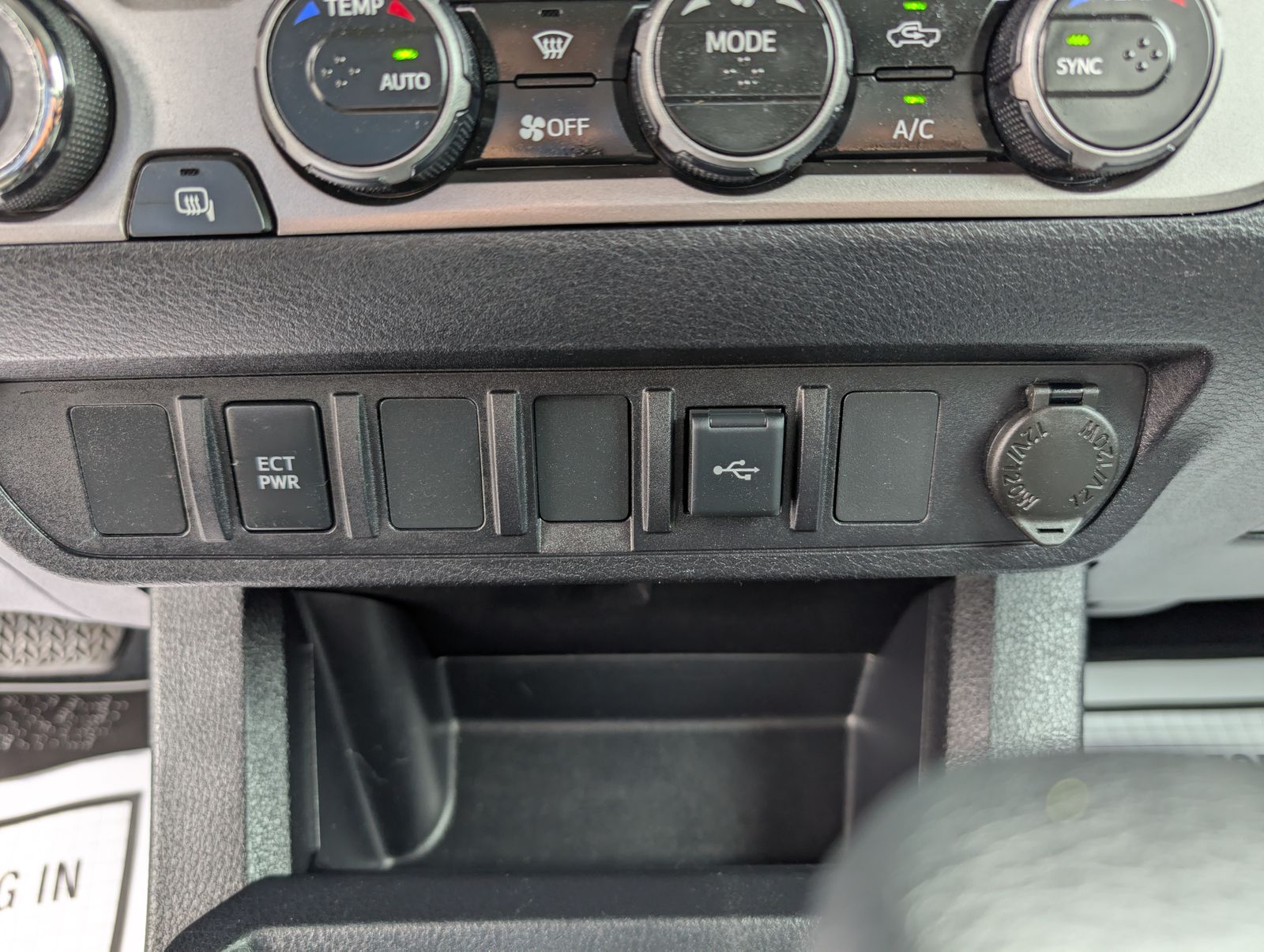 2023 Toyota Tacoma SR 4x4 Double Cab photo 23